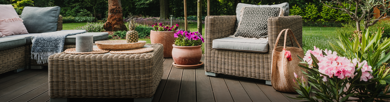 Outdoor Living Header